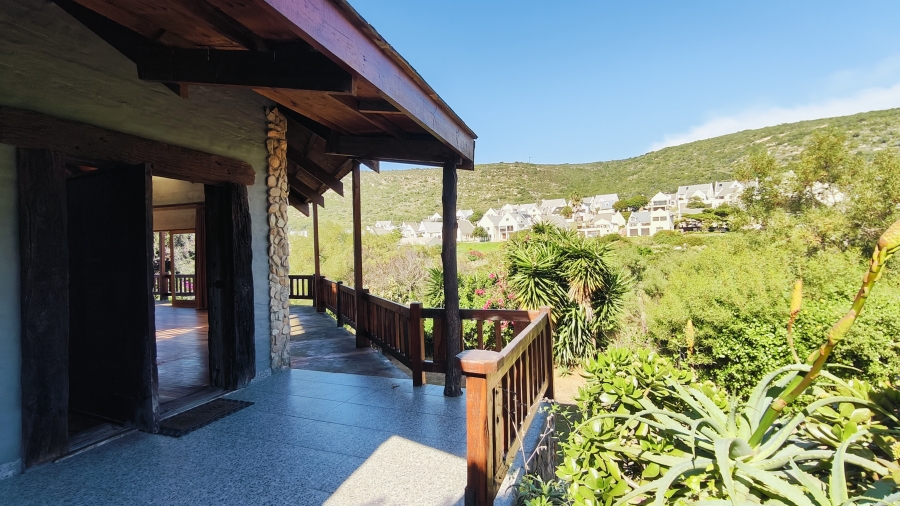 5 Bedroom Property for Sale in Island View Western Cape